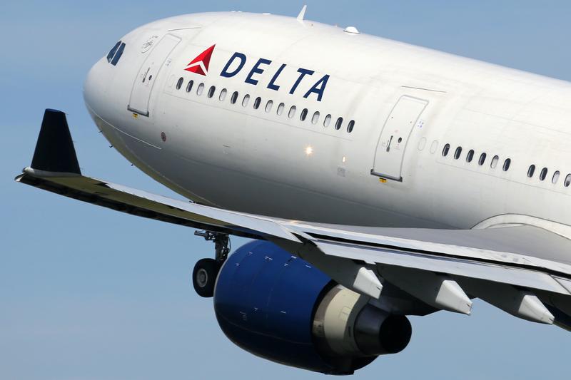 デルタの飛行機