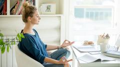 たった20分、ある瞑想法が仕事のミスを減らすのに役立つ