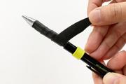 ゼブラのシャープペンは、グリップのカスタマイズで手に馴染む【今日のライフハックツール】
