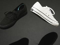 コンバースとVANSの名作が進化！7000円台｢ローテクスニーカー｣を選択肢に入れるべき理由