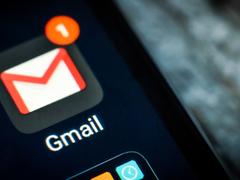 Androidから消えてしまった…？ Gmailのダークモードを復活させる方法
