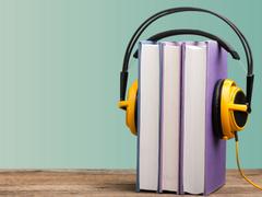 ポッドキャストとオーディオブックの違いは？ 価格と使いやすさで比較