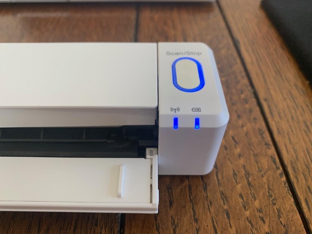 実家の写真整理に便利♪ フォトスキャナー本体 実家の写真整理に便利♪ フォトスキャナー本体 実家の写真を整理