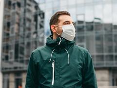 マスク着用の夏に気をつけたい熱中症対策。通気性が高いマスクはよくない？