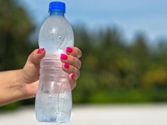 冷凍庫にペットボトルの水を入れておく4つのメリット