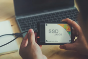 Windows 10のバグでSSDの寿命が縮まる可能性。対応策は？