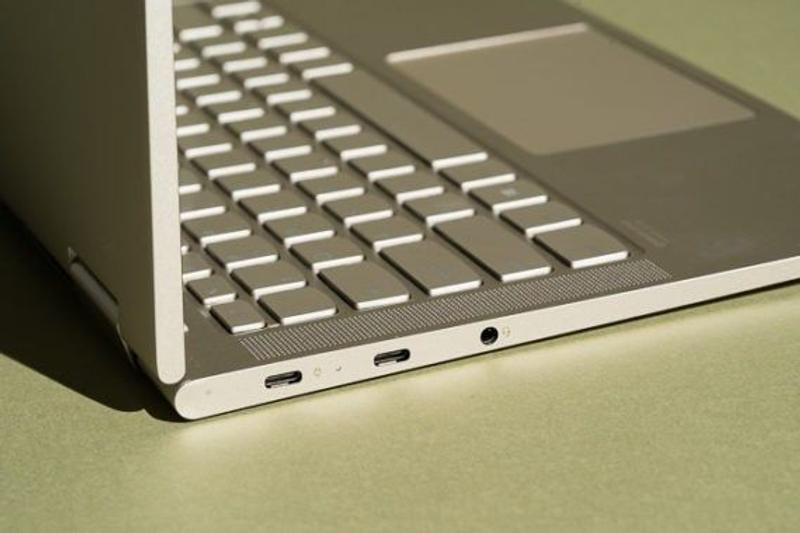 201008_wirecutterultrabook23