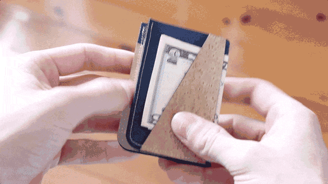 corkaw_wallet_gif_A2_resize