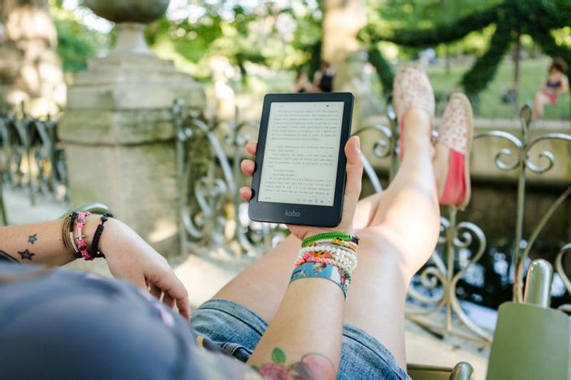 reading-a-kobo-ereader