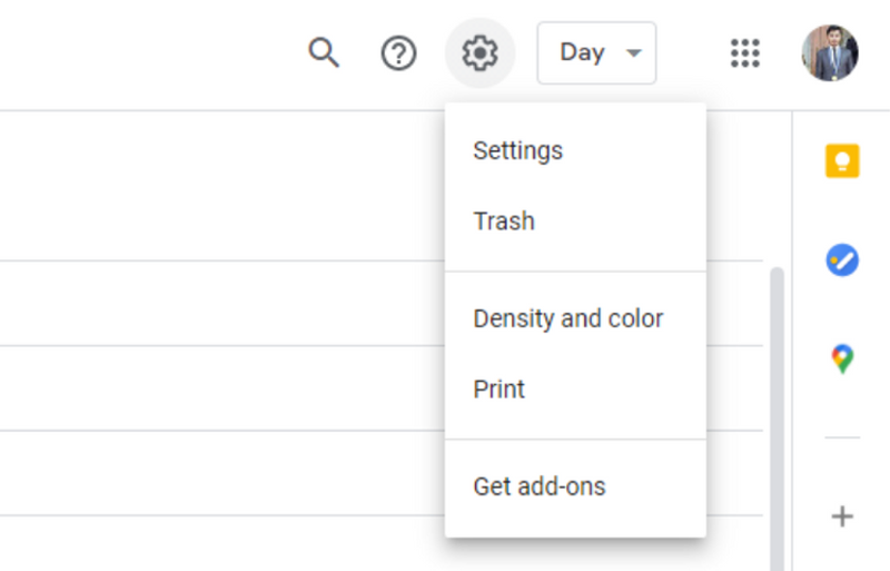 Google カレンダーで設定を開く様子