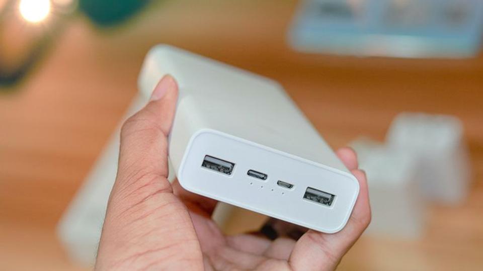 高速充電器