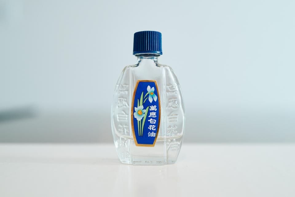 部屋中の空気をスッキリさせる 白花油 が効果的すぎた 今日のライフハックツール ライフハッカー 日本版