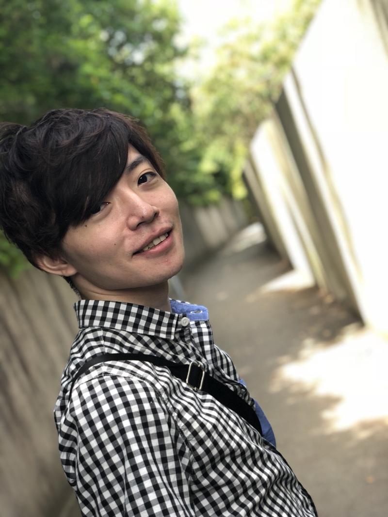 ゲーミングモニター著者(しまむさん)
