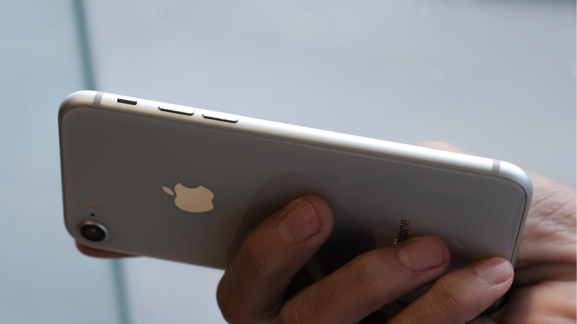 iPhoneのホームボタンが故障したら試すべき5つの対策 | ライフ