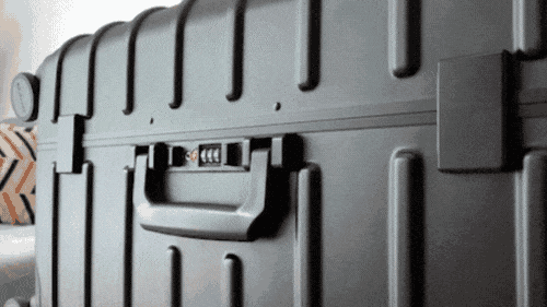 TSAロック：アメリカ運輸保安局が認可したスーツケース用キーロック