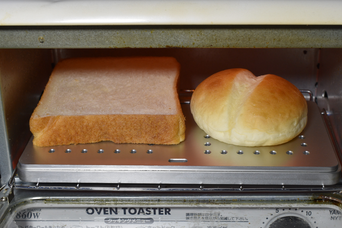 トースターに敷くだけでモチふわ食パンが焼ける「Steam Plate」を体験！
