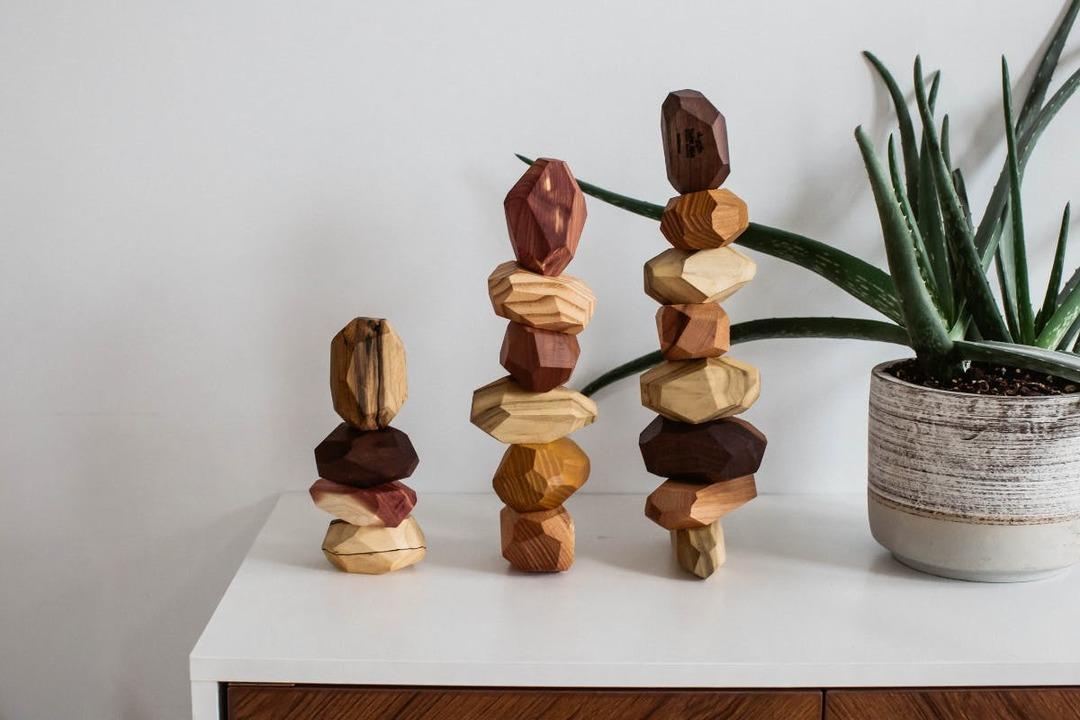 創造力・集中力が高まる大人の木製ブロック「WOOD ROCKS」。支援締切