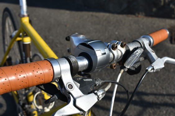 つけっぱなしでもOK。縦横画面で使える自転車用スマホマウント