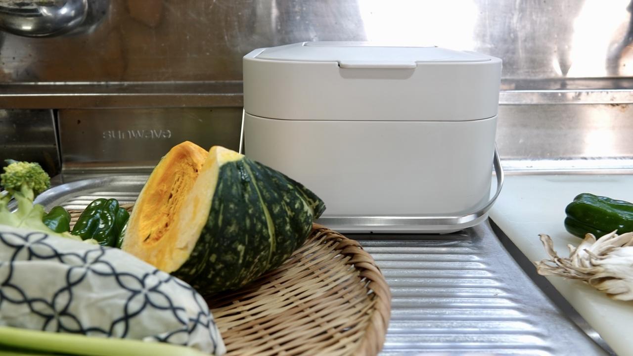 暖かくなってくると気になる生ごみの処理。そこで、生ごみ専用ごみ箱を