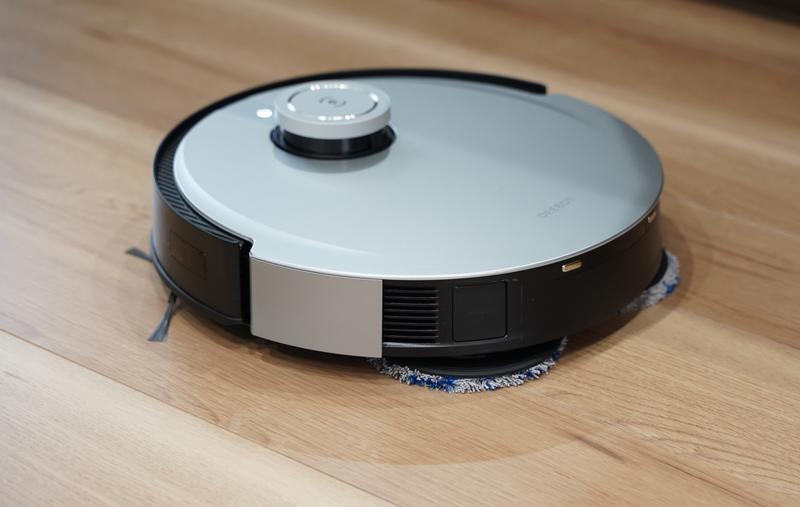 1台で水拭きも可能(加圧回転式デュアルモップOZMO TURBO 2.0搭載)