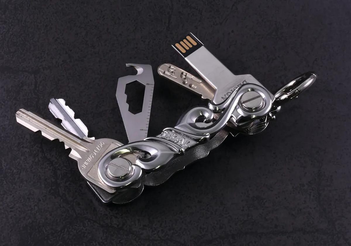 遊び心も十分なシルバーアクセサリー風キーオーガナイザー「KEY JACK 