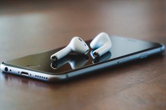 iPhoneでサイレントモードをオフにする方法