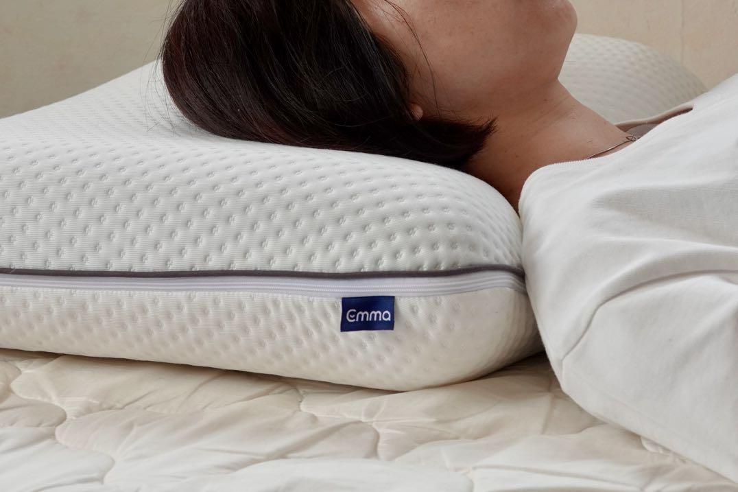 3層枕「エマ・ピロー」で実感！「高さ」を知ることが熟睡への最短距離