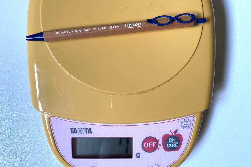 PENONは約7gと軽量