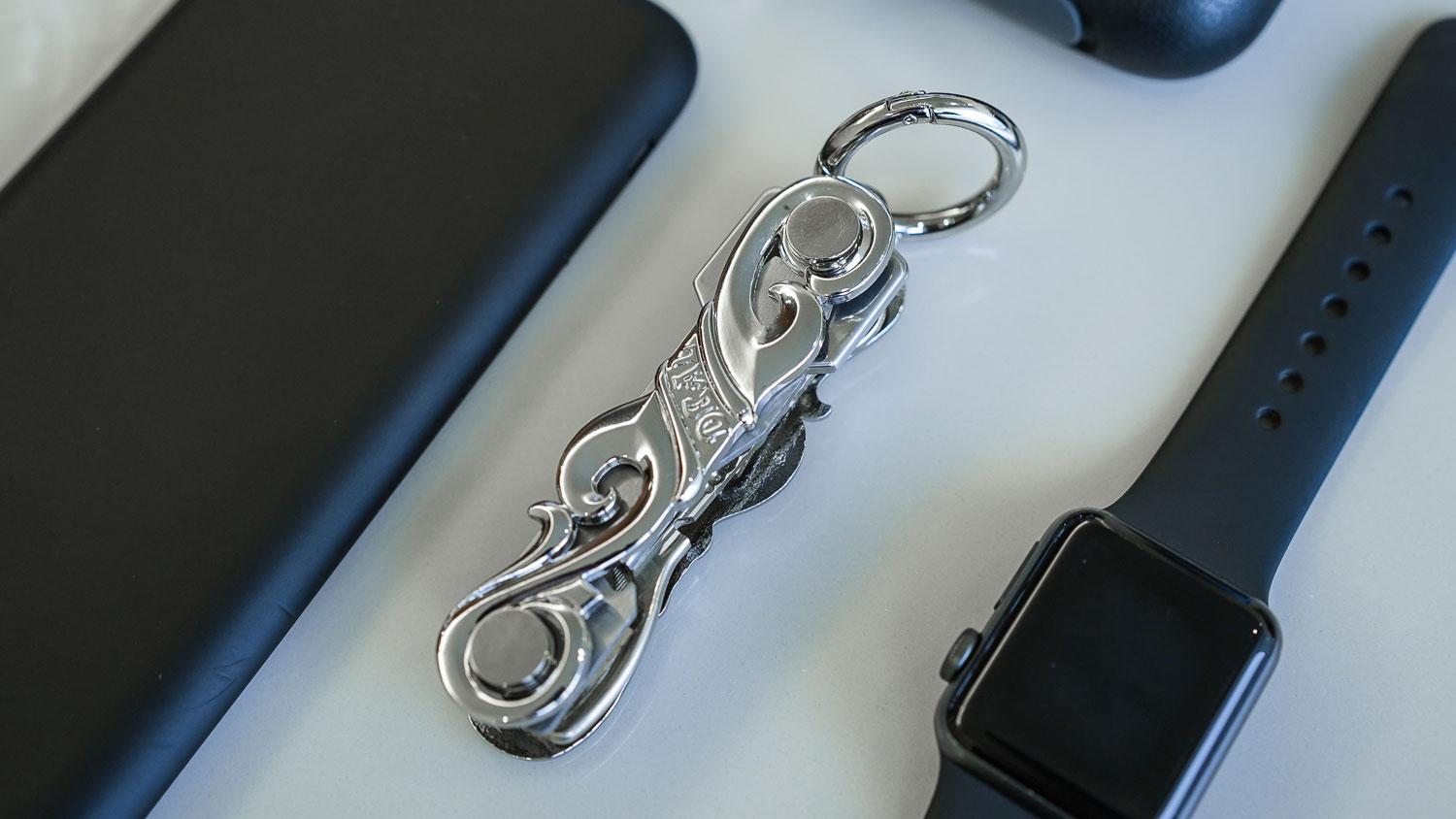 アール・ヌーヴォー調のデザインが美しいキーオーガナイザー「KEY JACK