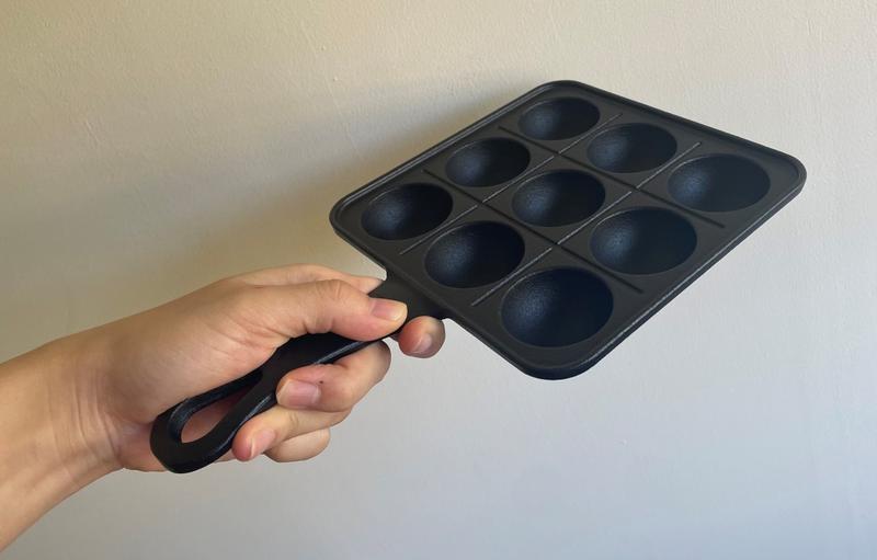 イシガキ産業「TAKOYAKIPAN 9穴」1188円(税込)<br>※Amazonでの販売価格