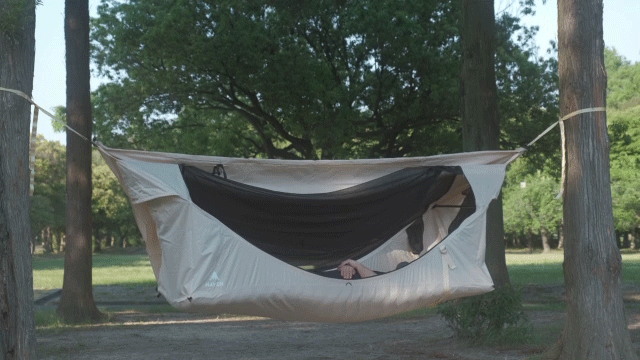 ラグジュアリーさがUP。快適姿勢で使えるハンモックテント「Haven Tent