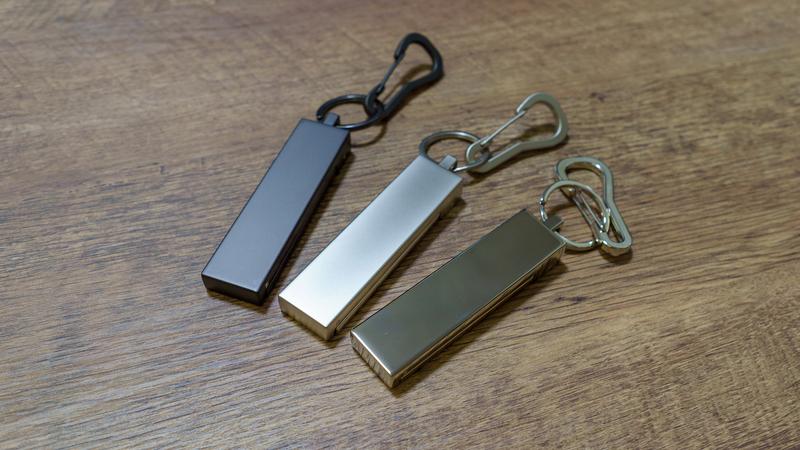 左から、タフブラック/ワイルドシルバー/メタリックシルバーの3色展開