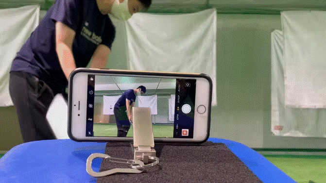 掛けて 吊るして スマホを立てられる 大好評の 無限フックplus がプロジェクト終了間近 ライフハッカー ジャパン