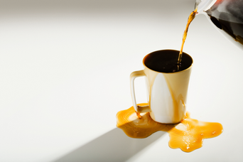 コーヒーの過剰摂取で命の危険も。カフェインは1日にどのぐらい摂っていい？
