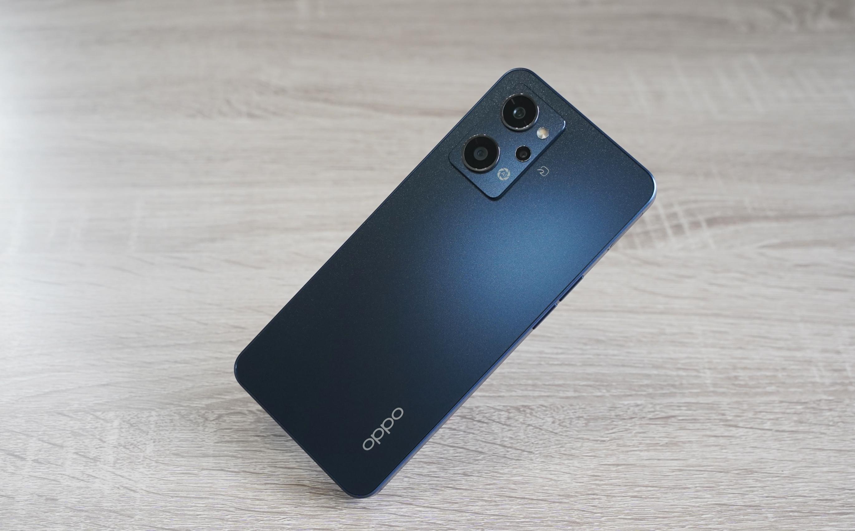 OPPO Reno7 A 2台 ドリームブルーとスターリーブラック 大得価，豊富な