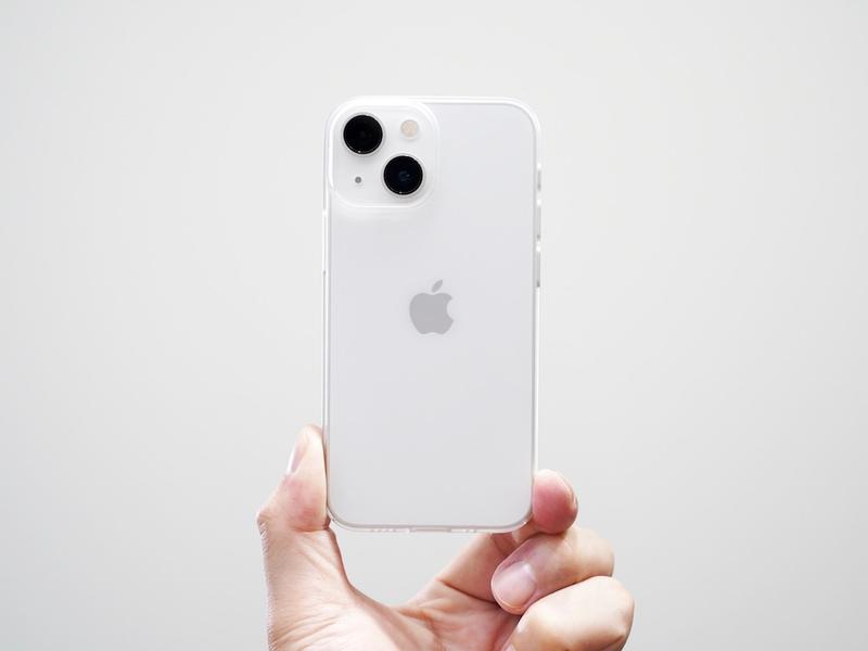 薄さと強さの黄金比。次世代薄型スマホケース「THE FROST AIR ULTRA」3,999円(公式サイト価格)