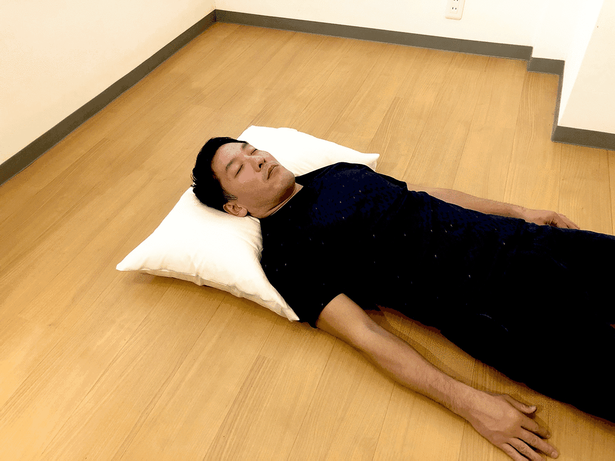 ② 水の枕　安眠枕　頸椎枕　整体枕　カイロプラクティック専門家開発枕 睡眠時の首をサポート。カイロプラクティック専門家が開発した「水の枕