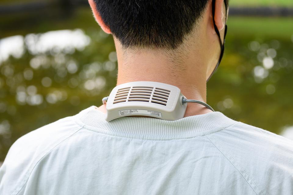 代引き人気 ドウシシャ Tempo LOOP クール ホット デバイス 2電源対応 充電式 USB電源 シャトーベージュ megjc.gov.jm