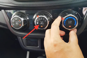 車内が冷えるエアコン設定は？ 外気導入と内気循環、正解は？