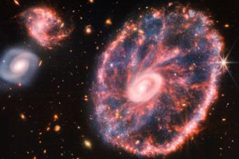 5億光年かなたの銀河。ウェッブ宇宙望遠鏡から届いた最新画像が語彙力消える美しさ…