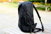 シンプル＆ポケット豊富。machi-ya発の軽量バックパックは仕事にもプライベートにも◎