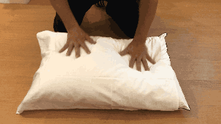 枕の快適性を水の力でアップ！ カイロプラクティック専門家が開発した「水の枕」