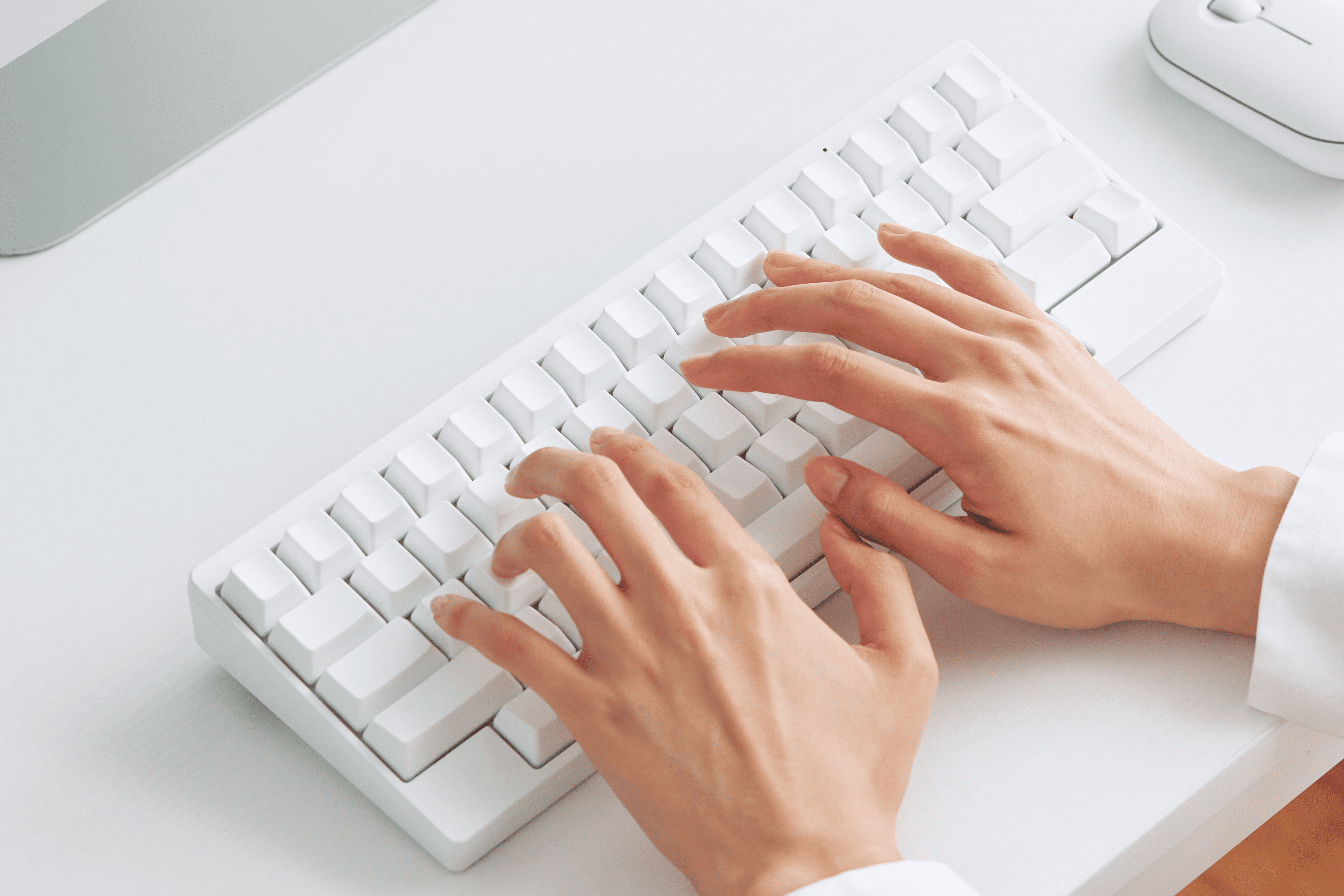 純白キーボード「HHKB Professional HYBRID Type-S 雪」発売｜伝説の