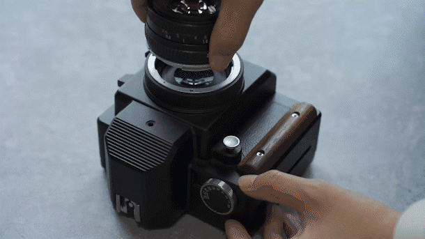 一眼カメラ　望遠レンズ付き　レトロ 重量約2.4kgの“ハチロクサン”が出た！ ニコンの超望遠レンズ「NIKKOR Z