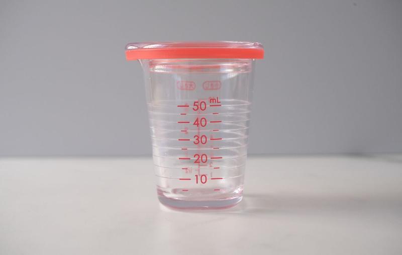 マーナ「ドレッシング計量カップ 50mL」663円(税込) ※Amazon価格