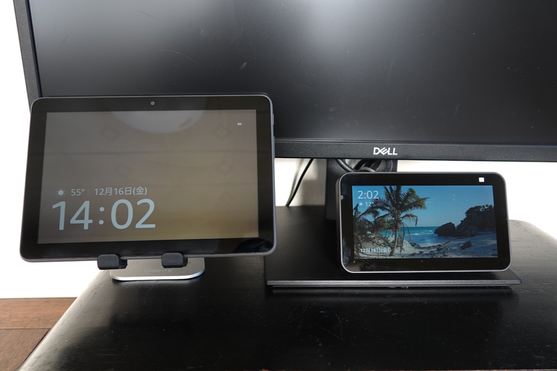 echo show 5と並べて置いてみた