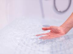 睡眠の質を上げ、朝にゆとりを生んだ「とっておきの入浴」。変えたのはある物を取り入れただけ | ライフハッカー・ジャパン
