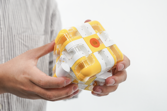 頭や指の体操にいかが？ 大人も楽しめるキューブ型迷路パズル「U.CUBE」で遊んでみた