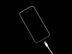 「iPhoneの電池が1日持たない」を解決！ 効果的なバッテリーハック4選 | ライフハッカー・ジャパン
