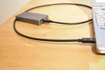 充電もデータ転送もこれ1本。「Millionwell Thunderbolt3 ケーブル」購入なら今がチャンス!